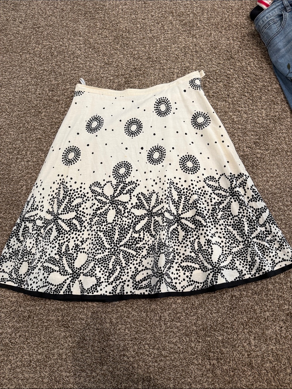 Carole Little Cream Skirt with Black Dot Floral Border, size 10